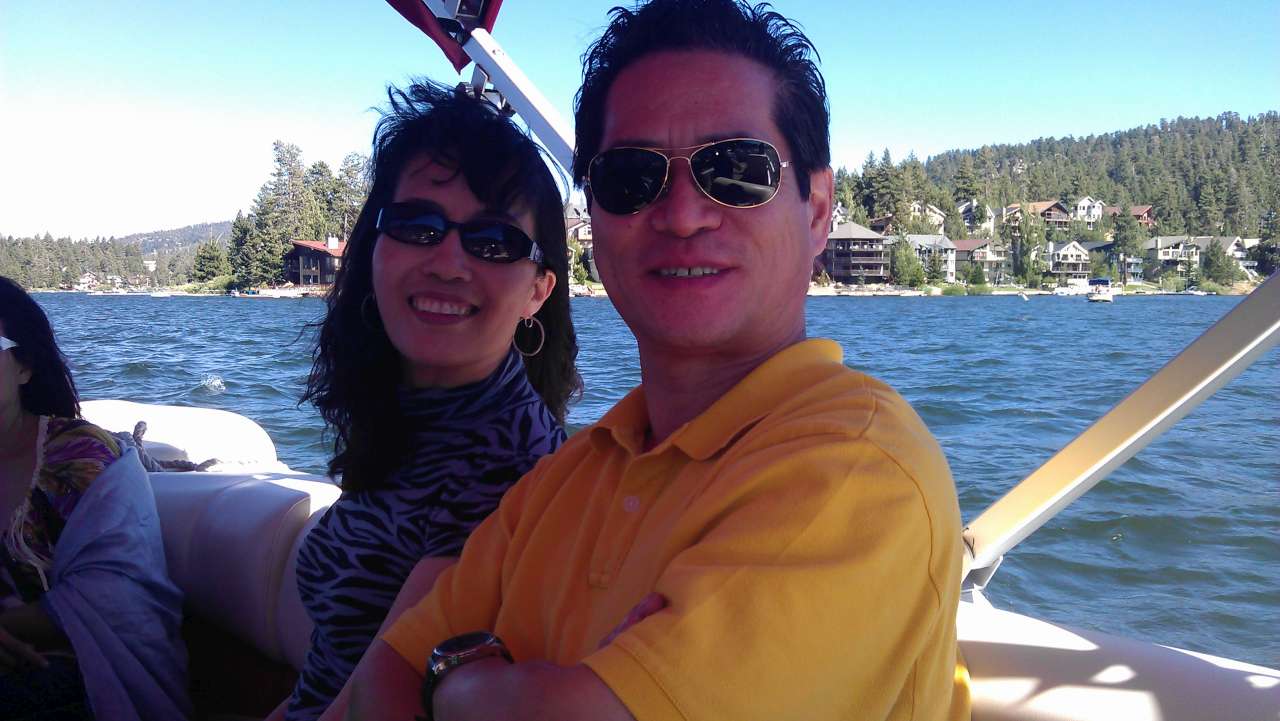Enjoy the boating over Big Bear Lake