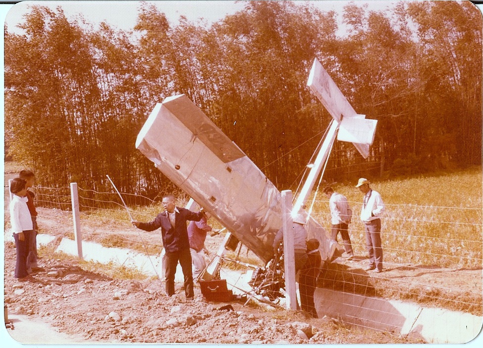 click to view full size photo A test flight end up crashing next to the free way.