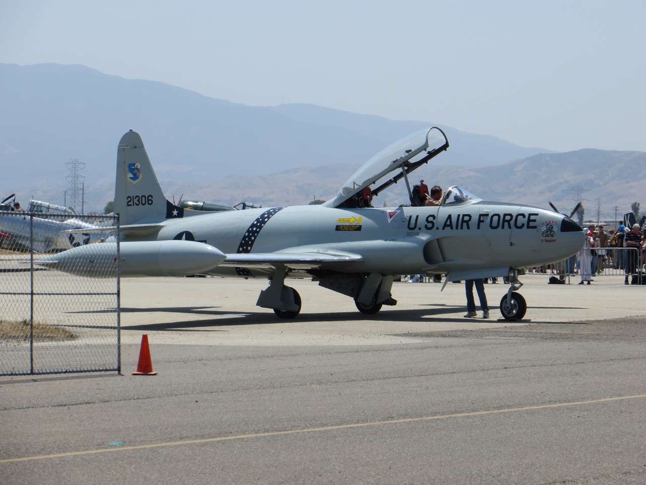 click to view full size photo T-33