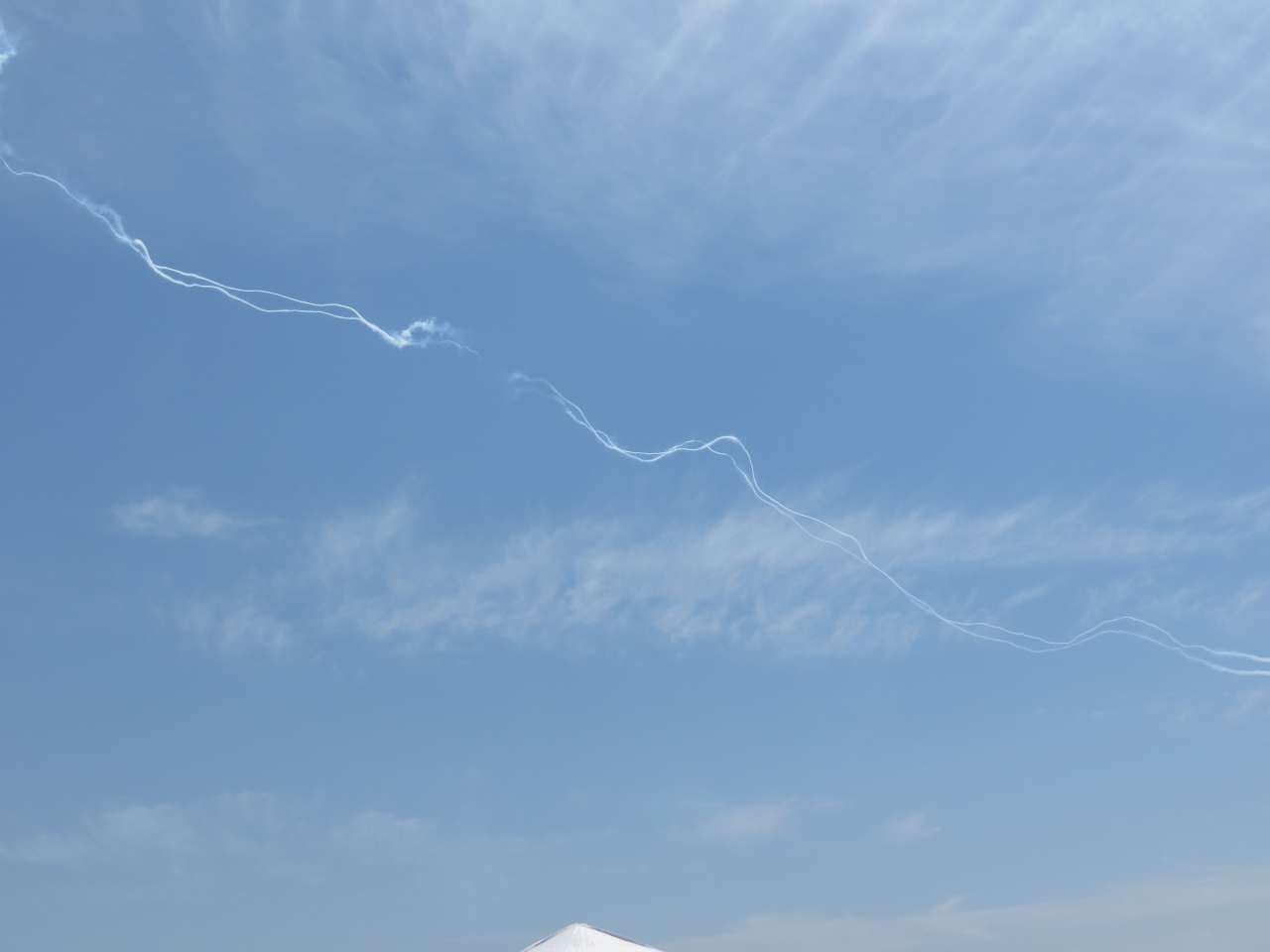 click to view full size photo Smoke Trail
