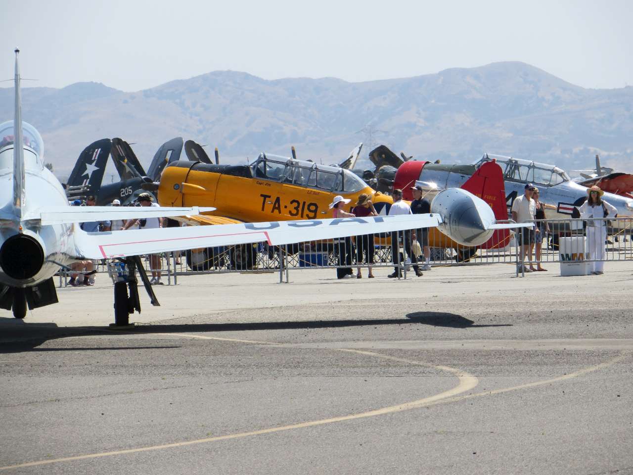 click to view full size photo Airplanes