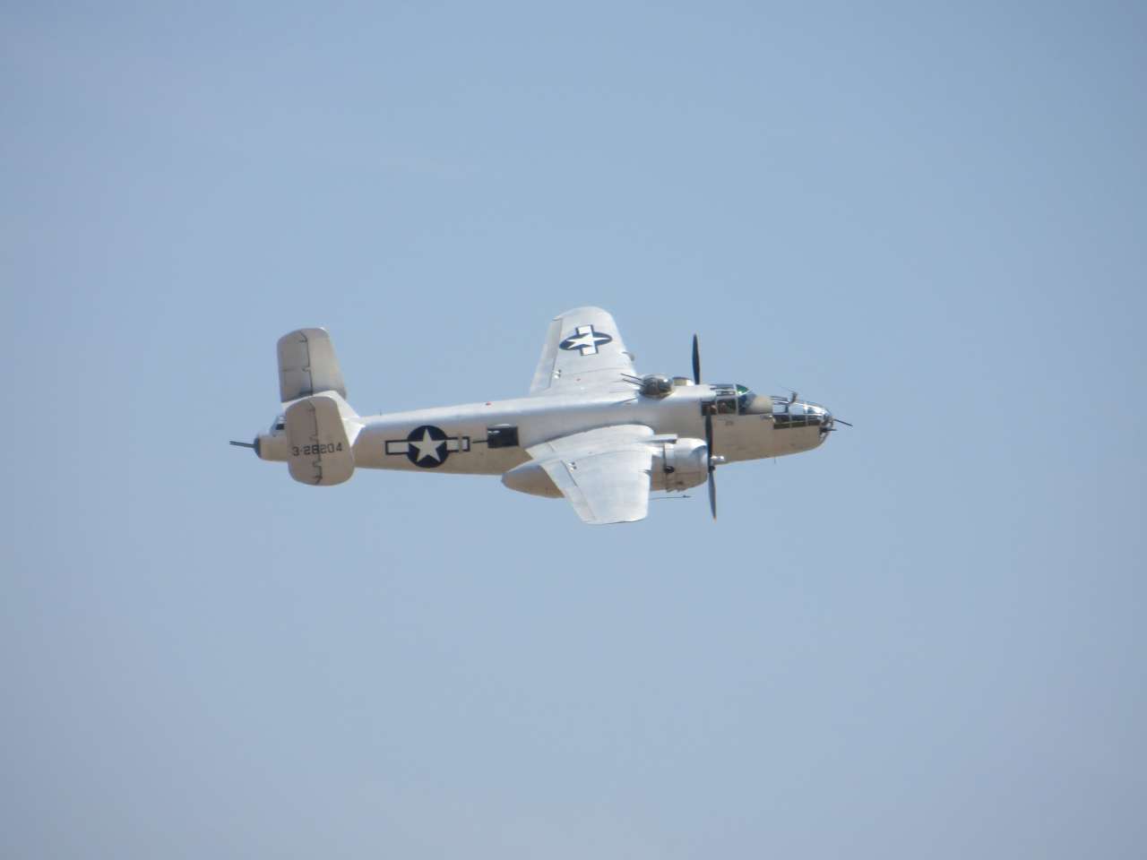 click to view full size photo B-25 Flying Fortress