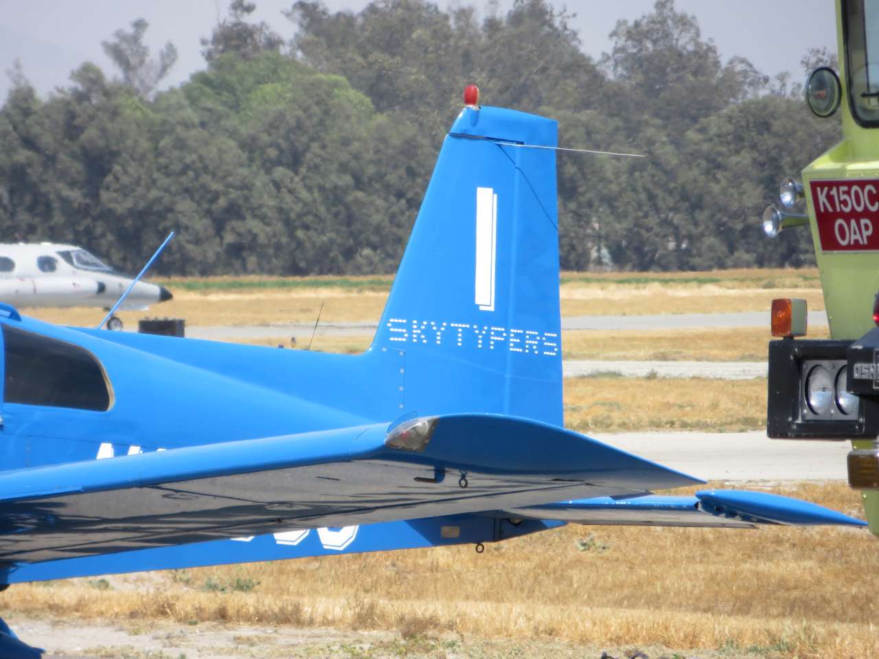 click to view full size photo Sky typers