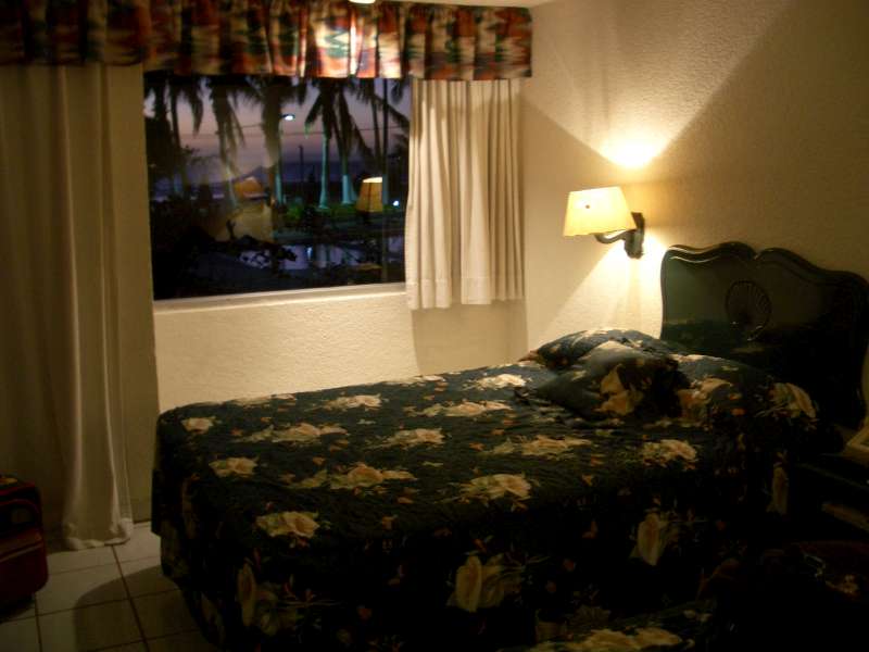 click to view full size photo Beautiful_Room