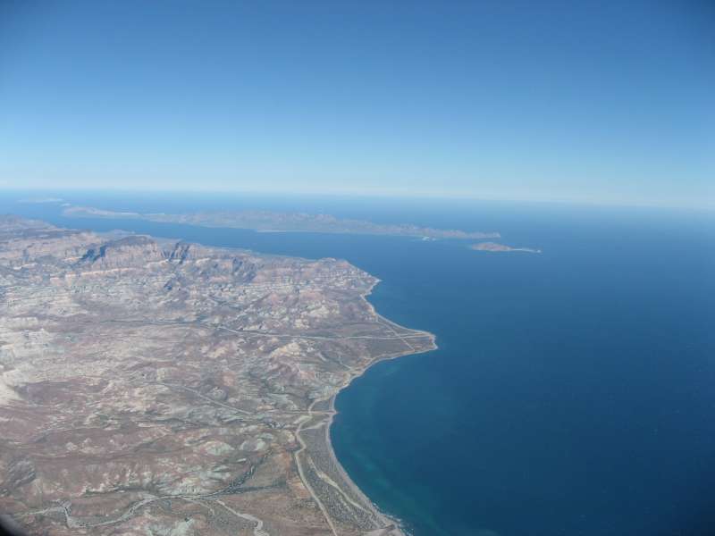 click to view full size photo Island_de_Los_Angeles