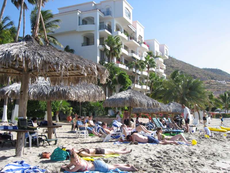 click to view full size photo LaConcha_Condo_next_to_the_resort