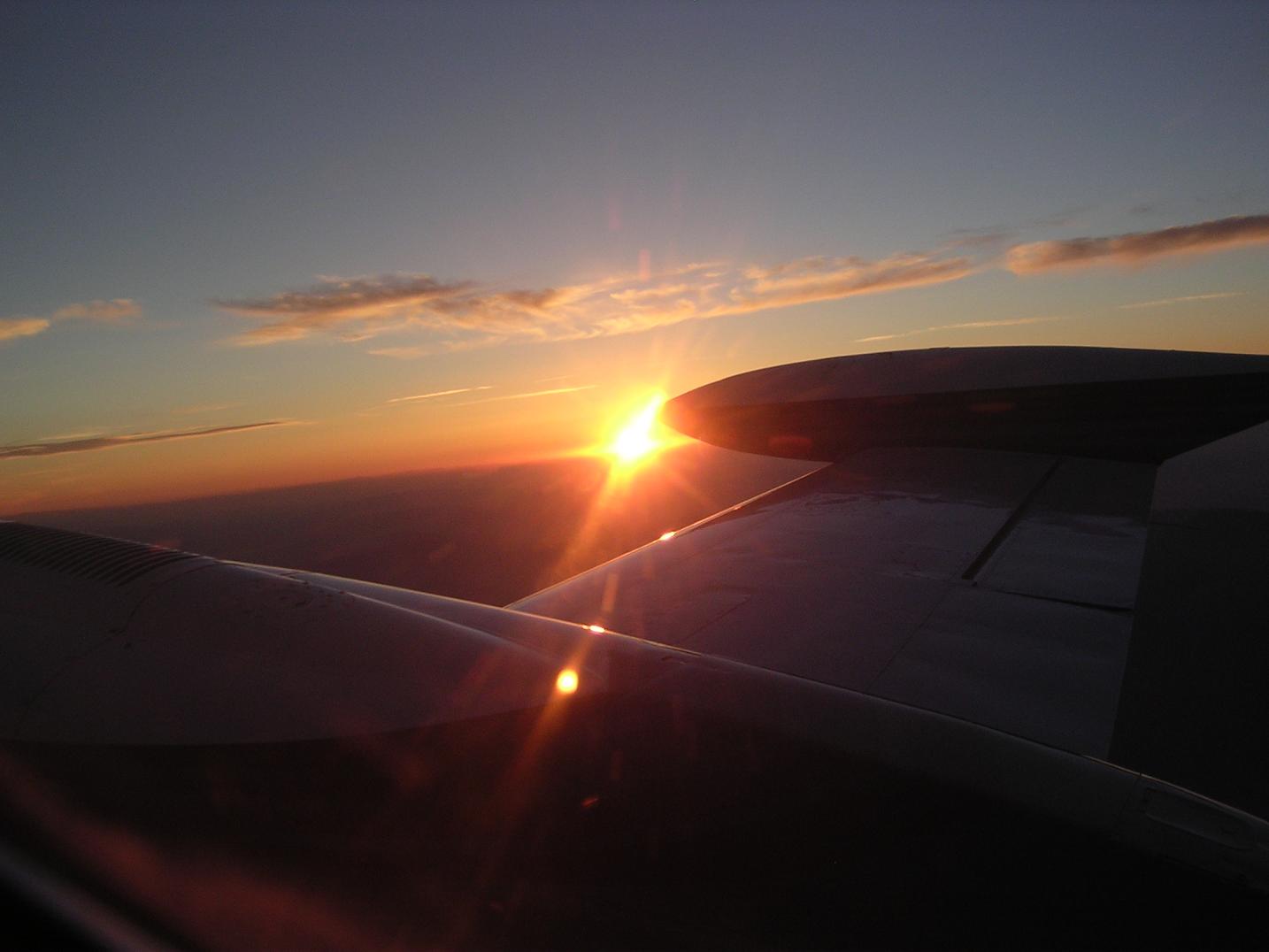 click to view full size photo Over DAG from KLAS.1830.05.05.jpg