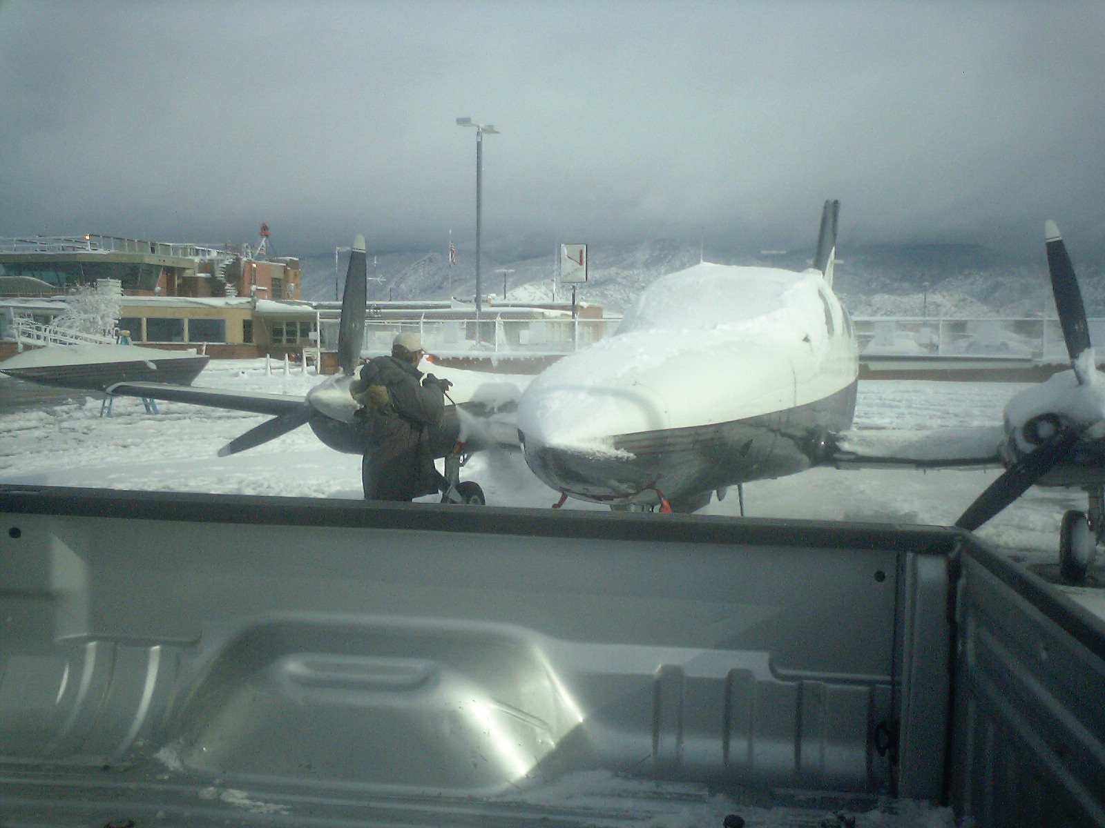 click to view full size photo deicing process.jpg