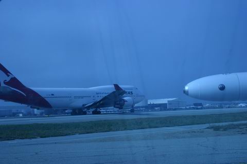 click to view full size photo J_2. Touching down
